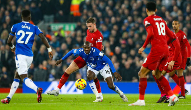 以保持她们 以保持她们