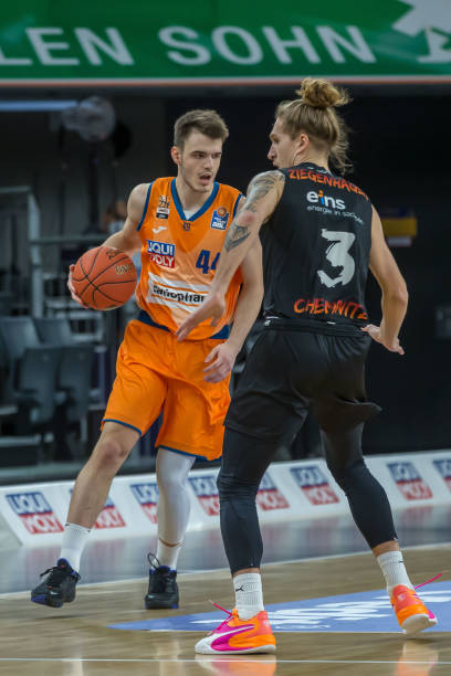 联赛之间的 联赛之间的