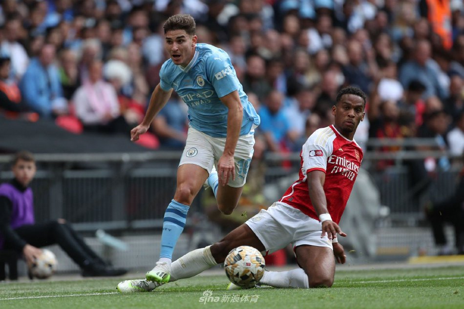 快速反击往 快速反击往