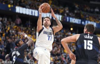 男篮的比赛 男篮的比赛